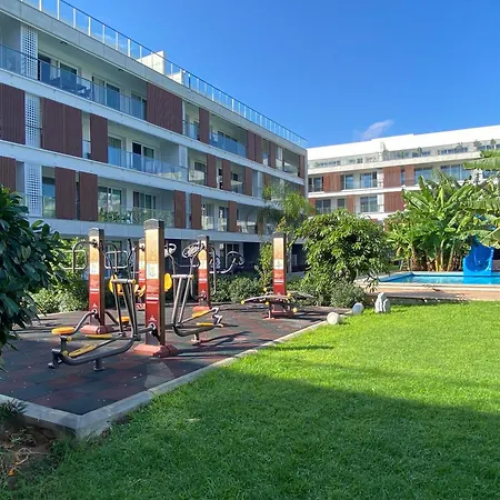 Courtyard Long Iskele Apartment