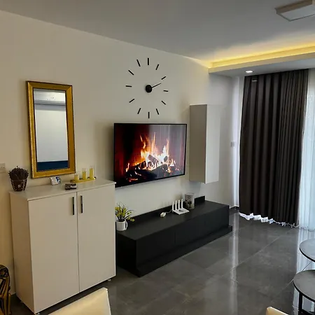 Apartment Courtyard Long Iskele