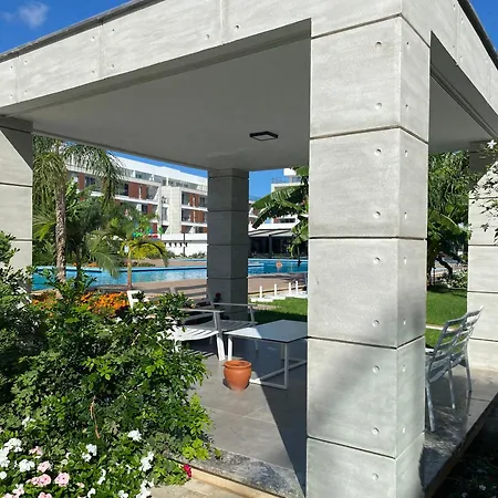 Apartment Courtyard Long Iskele