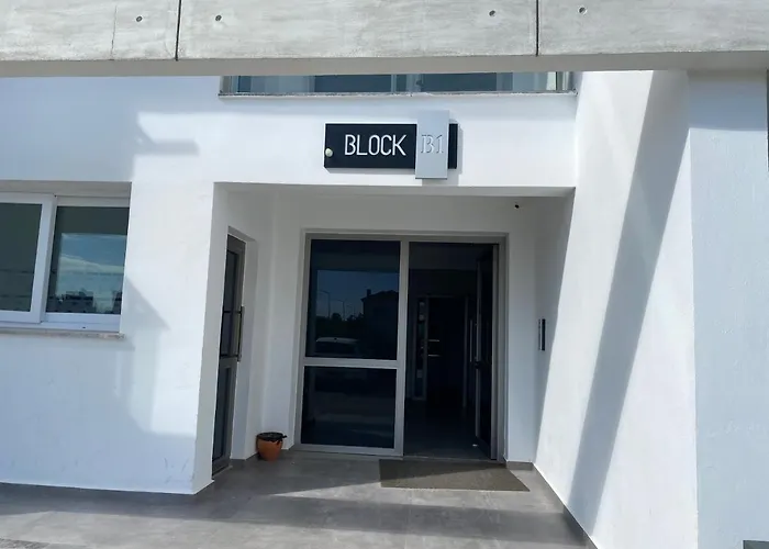 Courtyard Long Iskele *