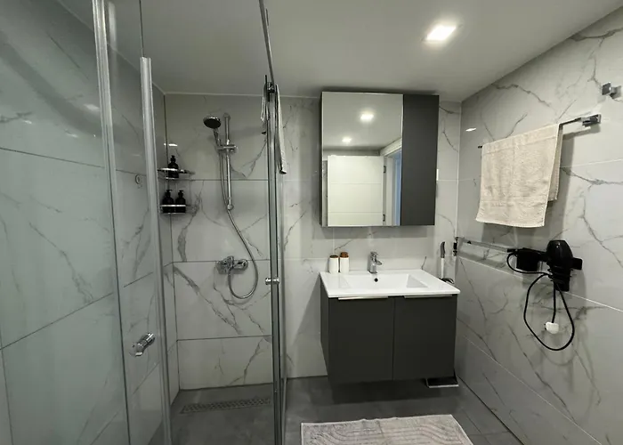 Courtyard Long Iskele アパート